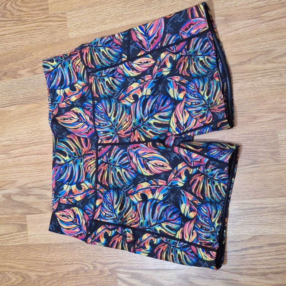 Constantly Varied Gear Tropic Like it's Hot 5" short Large